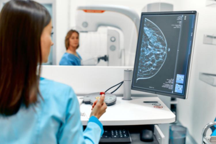 Radiographer mammogram